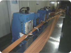 ZCN077-2、3、4米 汽發(fā)、水發(fā)線圈變位雙頭壓型機(jī)