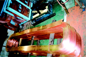 ZCN028不增厚磁極線圈偏繞機